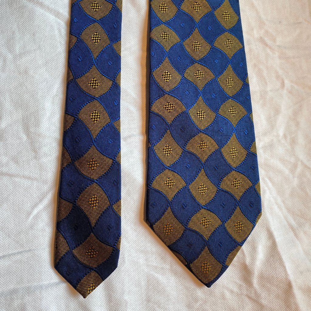 Coach Silk Tie Yellow And Blue